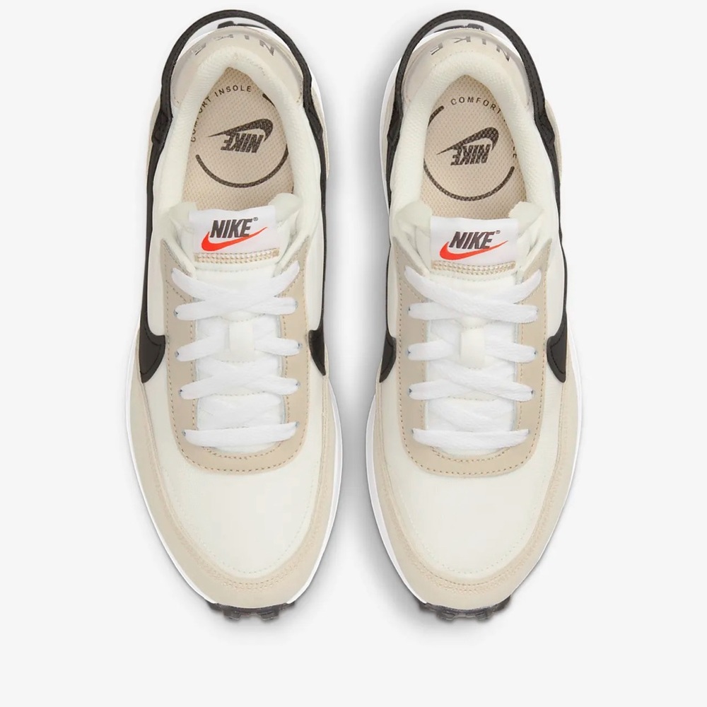 *Never worn* Nike Waffle One Women’s Sz 10.5